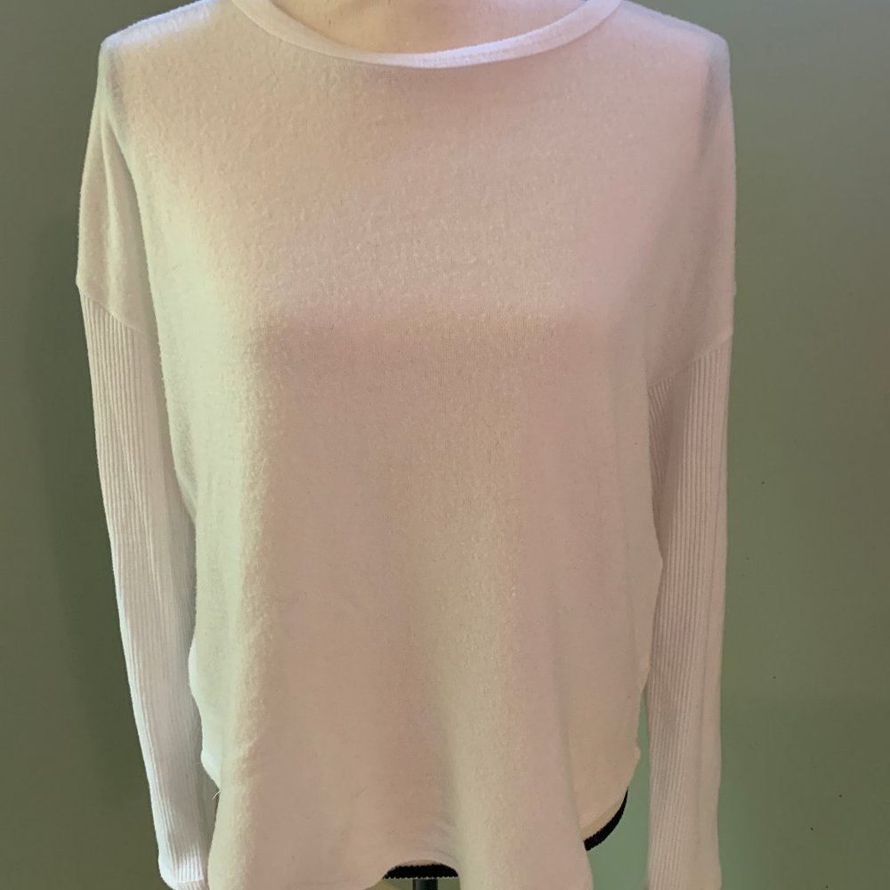 Telluride Clothing Co. white supersoft pullover